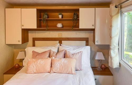 Robin's Retreat - Photo 10