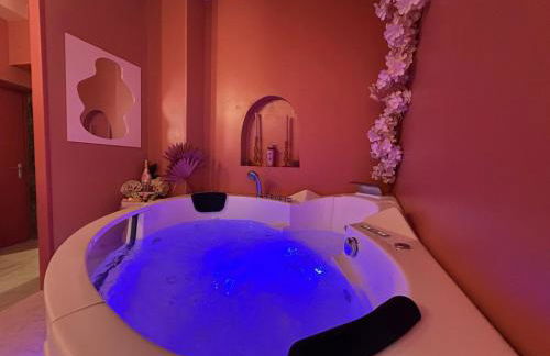 LE LOVE-ROOM, Jacuzzi, Hyper-centre - Foto 16