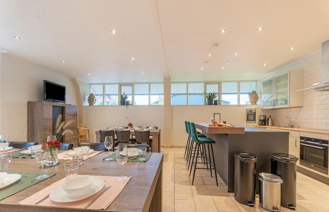 Farmhouse in the Achterhoek With hot tub and Beach Volleyball - Photo 19