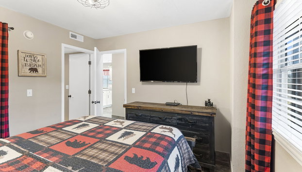 The Bear's Den - Foto 3, Habitación