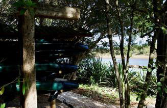 Refúgio na Lapinha com dois chalés, ideais para casal, família ou pequeno grupo de amigos, com acesso privativo à lagoa, caiaques e quadra de beach tennis - Foto 63