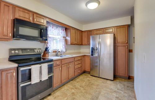 15 Mi to Cochrans Ski Area Cozy Home with Yard! - Foto 9