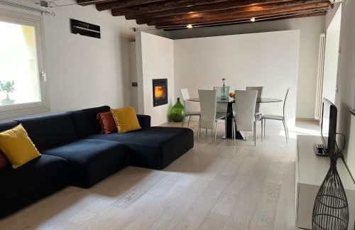 Ca' Del Vecio, in centro storico, Piazza Garibaldi - Foto 6