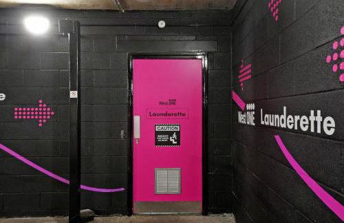 Deluxe City Centre Studio Apartment with Balcony & City Views - FREE WIFI NETFLIX, GYM ACCESS - WESTONE - Photo 17