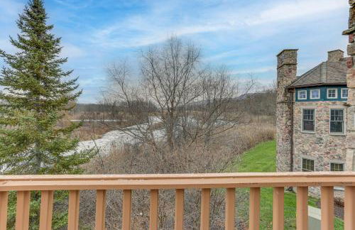 Spacious Condo with View Less Than 1 Mi to Mtn Creek Resort! - Foto 25