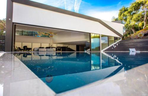 Beverly Hills Luxurious 4BR Villa with Pool and Views - Foto 58