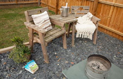 City to Country Retreat Luxury Cottage with Hot Tub - Foto 53