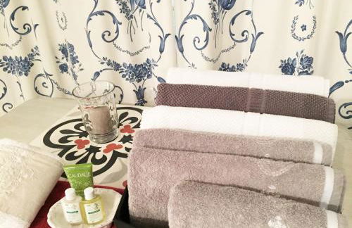 Loire Valley Medieval Getaway - Photo 35