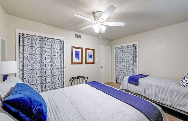 Centrally Located in Historic Tarrytown - Photo 2