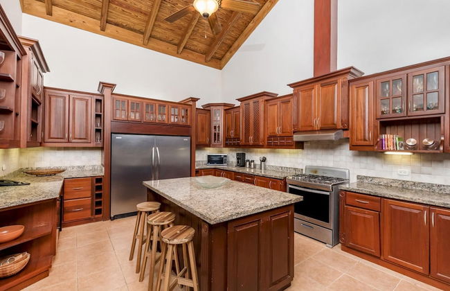 Casa de Campo Villa Luxurious Property up to 12 People With Pool Jacuzzi BBQ Golf - Photo 32