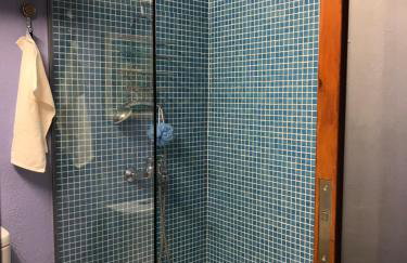 Villa with swimming pool and tennis/basketball court - Foto 33