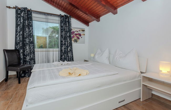 Holiday home Lucic - Foto 2