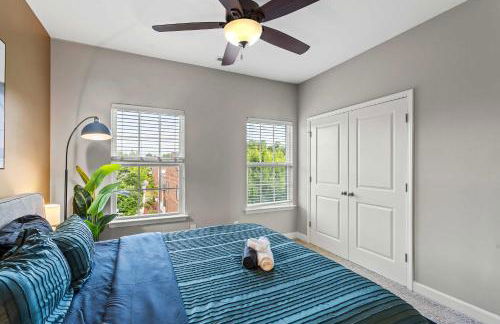 3BR Townhouse King Bed Garage Pineville - Foto 22