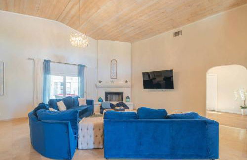 Cave Creek- Basketball Putt Putt Pool & Games - Foto 9