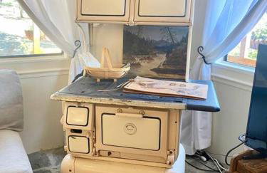 B-B Ranch Cottage~Heart of Gold Country~*HOT TUB* - Foto 3