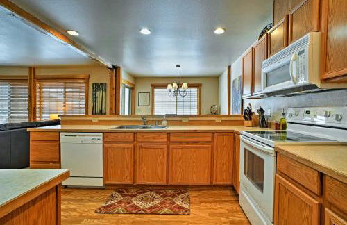 Spacious Winthrop Home-Walk to Trails, Restaurants - Foto 8