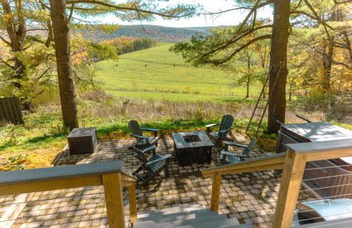 Charming Little House at Buckleberry View EV Recharge Gorgeous View Hot Tub - Foto 16