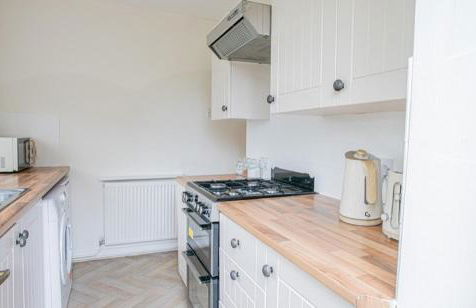 Warm Cottage Stay In Lindley - Long Term - Foto 3