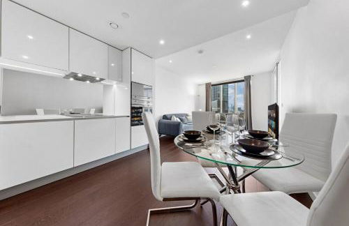 2 BR Apt By Regal Realms Short Lets & Serviced Accommodation London 18th Floor Sky View with Rooftop Access & Gym - Foto 4