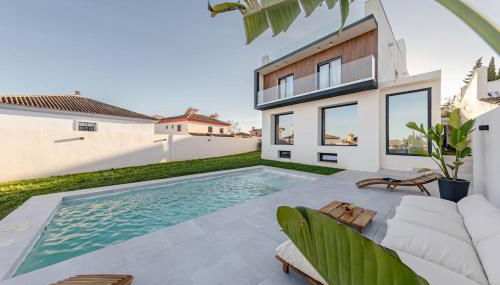 Villa con Piscina Privada - Photo 3, Garden, sunbed, Garden view