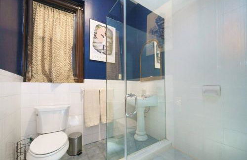 Comfy 3 Bedroom 2 Bath Apartment in NYC - Foto 25