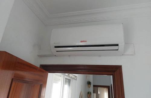 Coqueto apartamento céntrico con terraza y parking - Foto 25