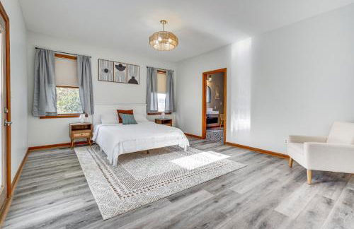 Elegant Pataskala Home with Hot Tub and Fire Pit! - Foto 15