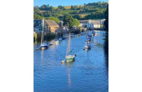 Rainbow View - Modern, central 1-bed flat, free on-site parking - Foto 19