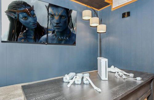 HotTub, Cinema & Games in a Quiet Neighborhood - Foto 16