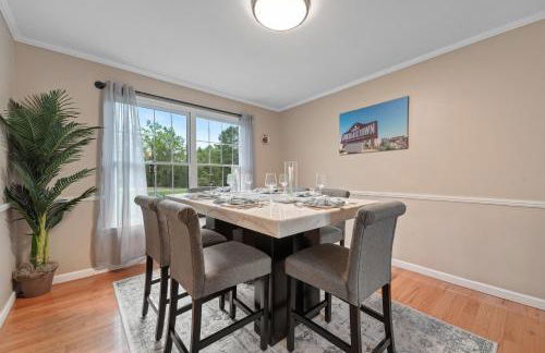 Family Escape with Yard, Fire Pit and EV Charger - Foto 24