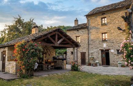 Ca' d'Alfieri - Foto 1