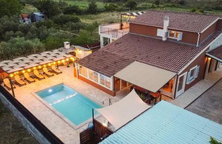 Villa Jakov - Photo 15