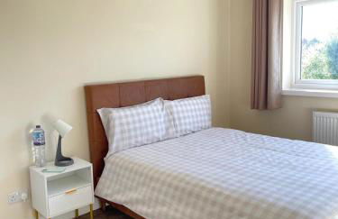 Spacious 3 bed with driveway - Foto 17