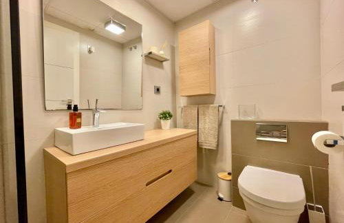Fantástico apartamento con vistas al mar - Photo 21