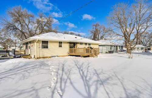 12 Mi to St Paul Pet-Friendly Home with Backyard - Photo 4