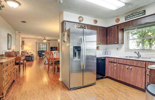 Lakefront Frostproof Vacation Rental with Beach! - Foto 10