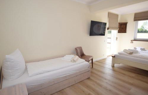 Landhaus Hideaway mit Aussenpool, Sauna und Kamin - Foto 24