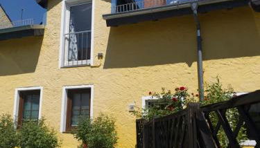 gelbeshaus1 - Foto 2