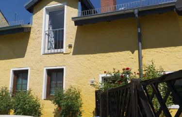 gelbeshaus1 - Foto 2