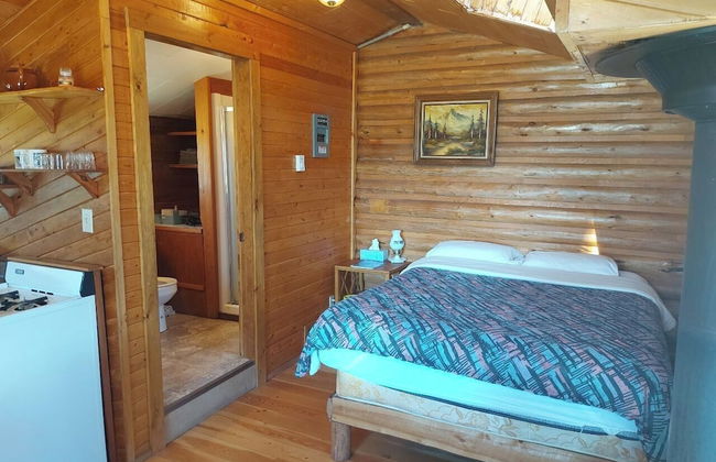 Escott Bay Resort - Photo 10