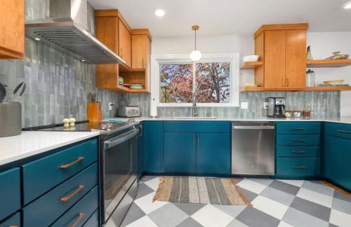 Midtown Modern-5 Min to Downtown-Large Game Room - Foto 13