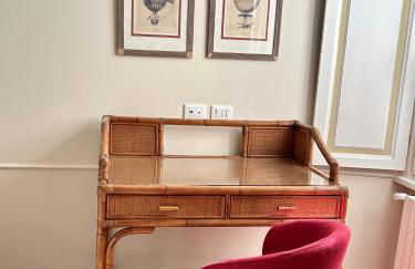 Elegant historic residence on a tree-lined avenue near Cadorna Station - Photo 29