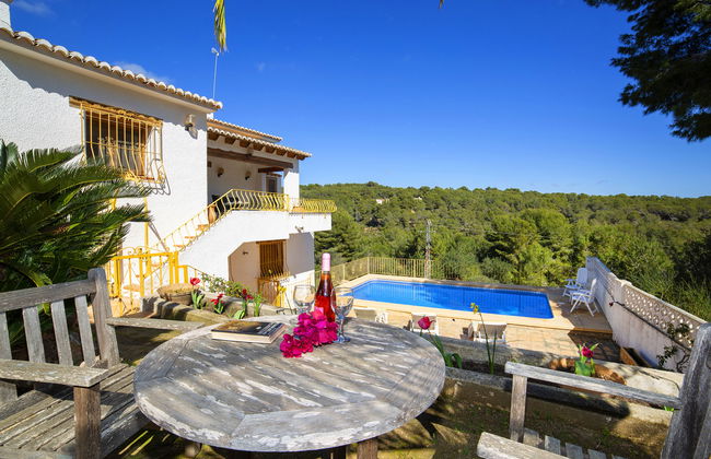 3 bedroom House in Benissa with private pool and garden - Photo 2