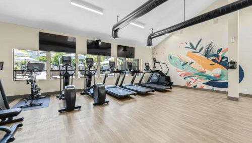 Prime Location and Stylish Apartment La Jolla UTC - Gym, Pool, Jacuzzi and Parking Access - Foto 4