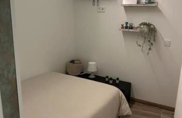 Apartamento con 8 habitaciones y 5 baños - Photo 25