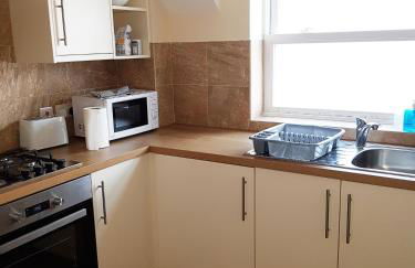 YBC Court, Aldershot - Foto 14