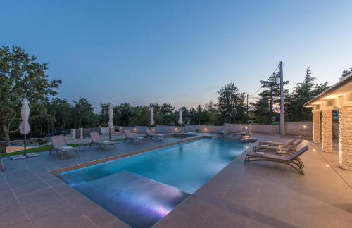 Villa Aurelia near Labin for 9 persons with heated 60 m2 pool, wellness & kids playground - Foto 57