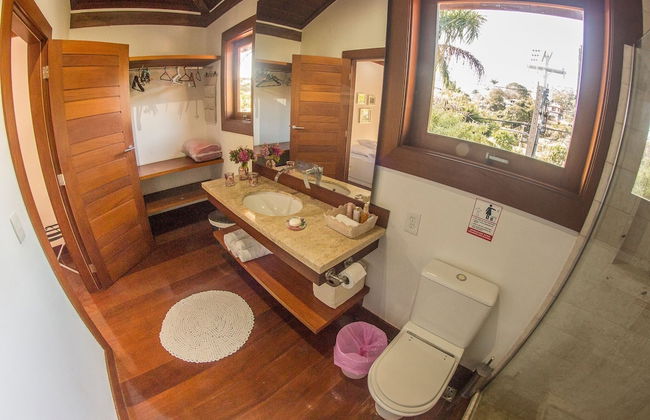 Mansão Exuberante Pé na Areia Ferradura - Photo 38