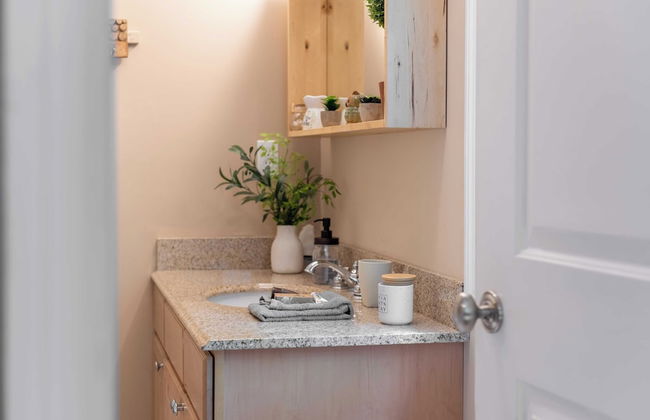 Bear Trail Chalet by Avantstay Retreat w/ Outdoor Living Deck & Fire Pit - Foto 35