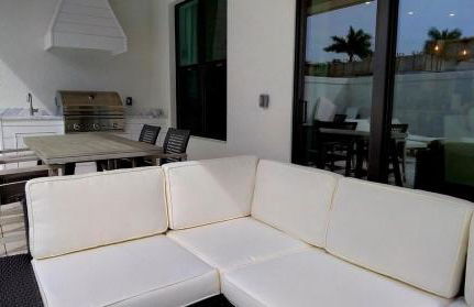 BRAND NEW - 4BD3BTH - Lely Resort - Heated Pool - Players Club Included - Min 2 Week Stay - Foto 6